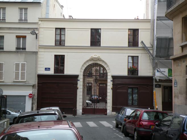  entrée de cour d'immeuble, rue Lacépède